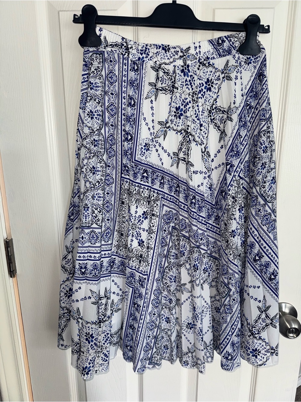 H&M White and Blue Bandana-Print Skirt